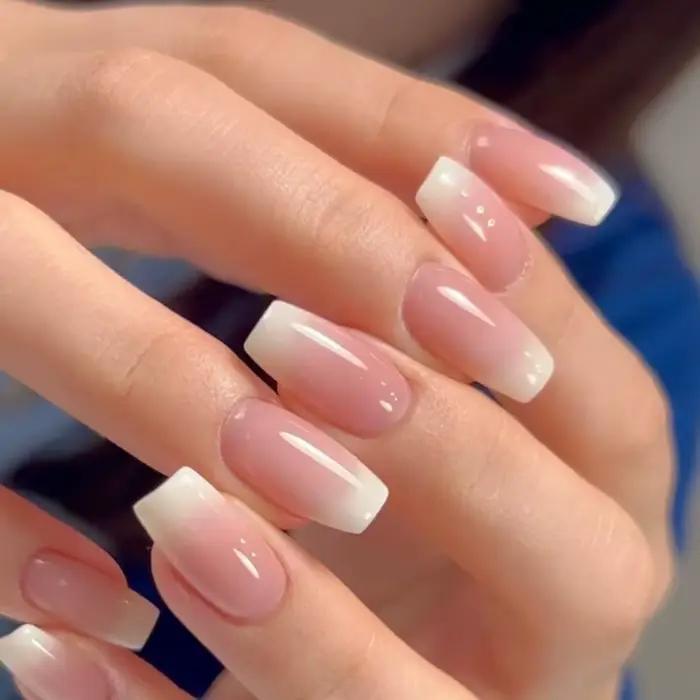 Faux ongles de ballerine française dégradés, ongles de cercueil moyens imperméables, presse sur N64.