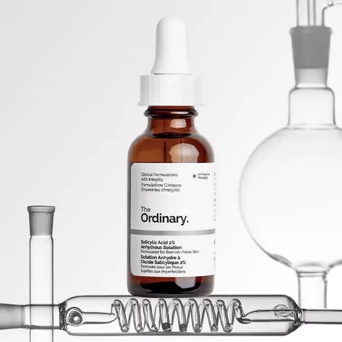 Solution Anhydre à 2% d'Acide Salicylique 30ml – Élimine les Impuretés et la Saleté de la Peau, Effe