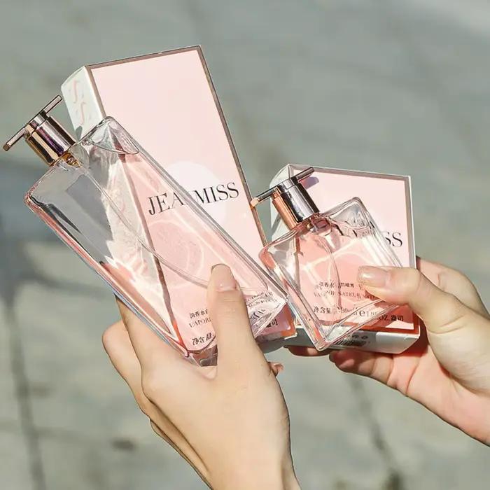 Eau de parfum florale pour femmes 50 ml