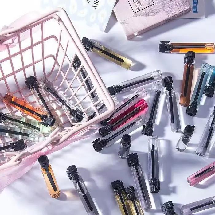 10 pièces 2ml Style aléatoire phéromone femmes Parfum hommes