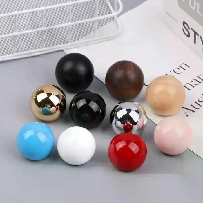 Bouchons de bouteille de parfum