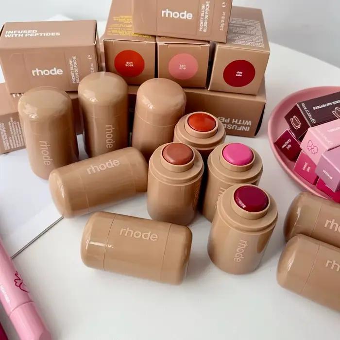 Original Brand RHODE Nouveauté Candy Apple Teacup Pocket Cream Blush Stick pour le visage