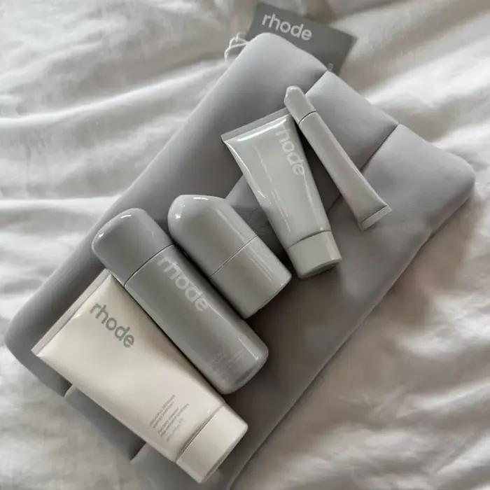 Brume éclaircissante hydratante pour le visage