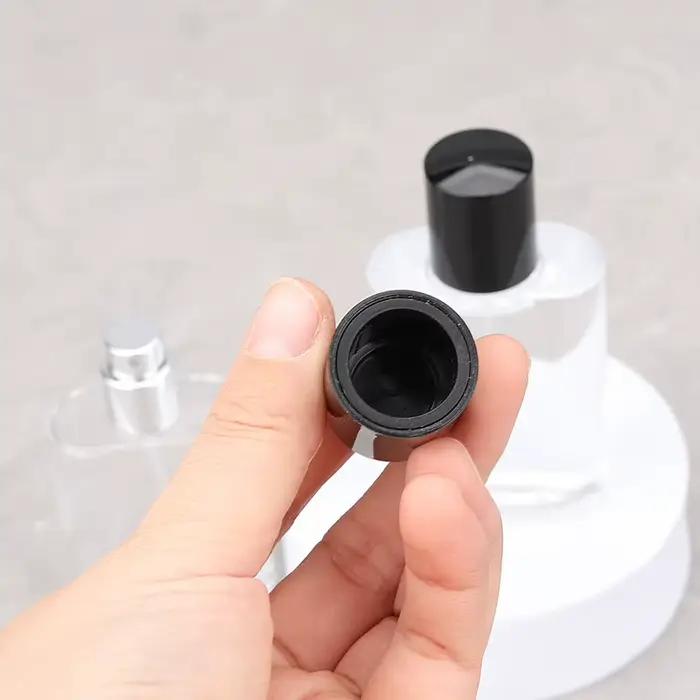 Bouteilles de parfum vides 5 pièces
