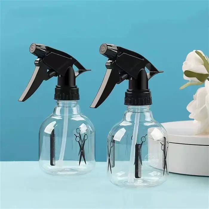 Bouteille pulvérisatrice transparente pour coiffure