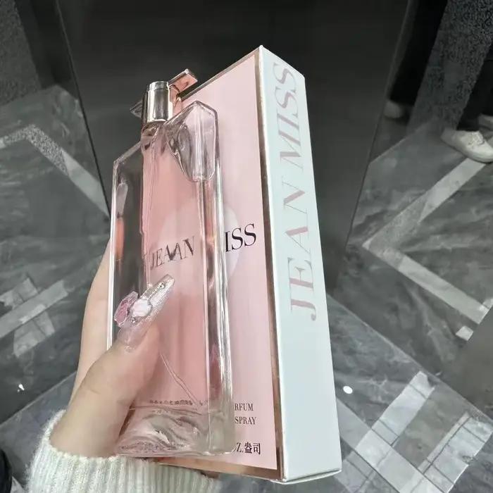 Parfum floral pour femme