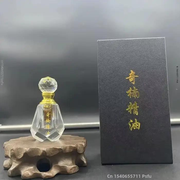 Huile parfumée riche en Oud et en bois d'agar
