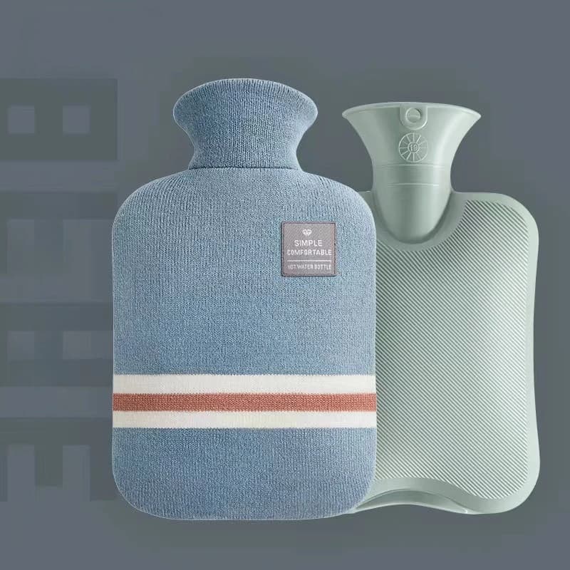 Bouteille d'eau chaude 2L avec couvercle tricoté, sac d'eau chaude, chauffe-mains et pieds, idéale p