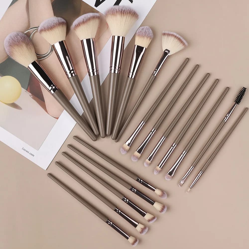 Ensemble de pinceaux de maquillage, 3 à 20 pièces, pour fond de teint, surligneur, fard à paupières,