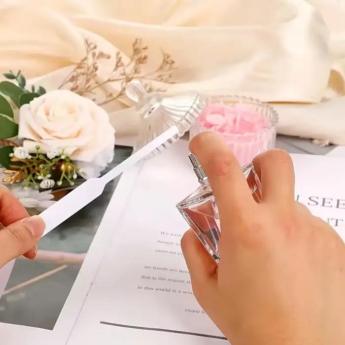 Bandes de test de parfum 100/200 pièces – Bâtonnets en papier pour échantillons de parfum, échantillonnage d'huiles essentielles, évaluation des arômes TMZ
