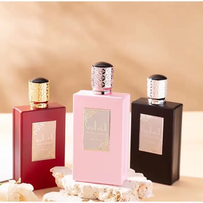 Parfum pour femmes, senteur florale fruitée boisée épicée