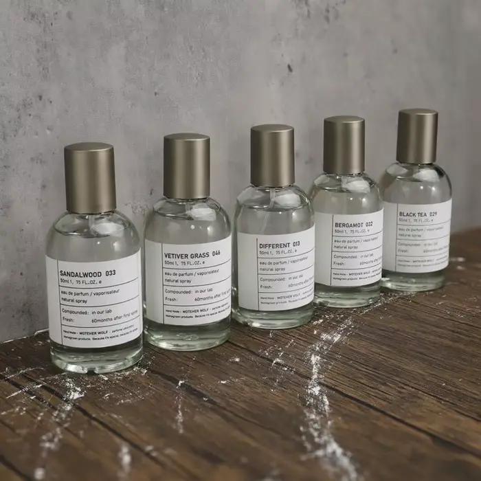 Parfum de laboratoire en bois de santal pour femmes et hommes