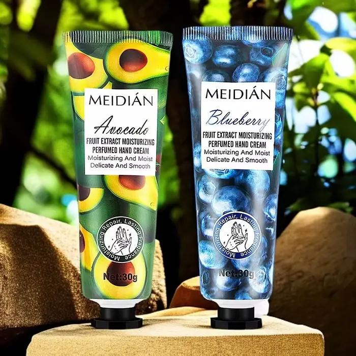 Crème pour les mains parfumée aux fruits cinq pièces pour une rétention de parfum hydratante et durable. Crème masque soin des mains