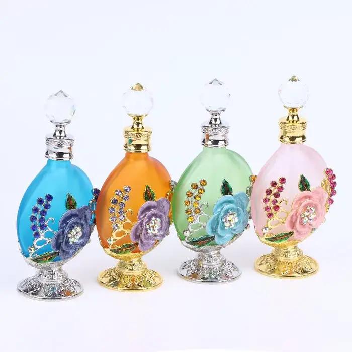 Bouteille de parfum et d'huile essentielle vide vintage de 30 ml de style Moyen-Orient avec cristal incrusté pour femmes, cadeau d'anniversaire et de mariage