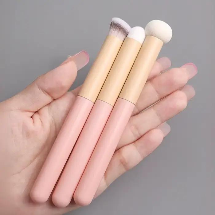 3 pinceaux de maquillage de haute qualité