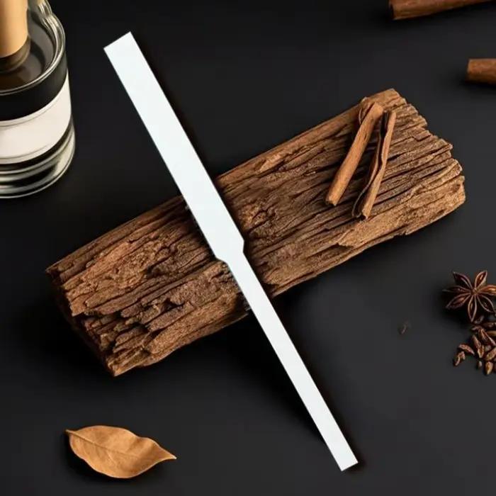 100 feuilles de bandes de test de parfum absorbantes de qualité supérieure avec papier épais et durable