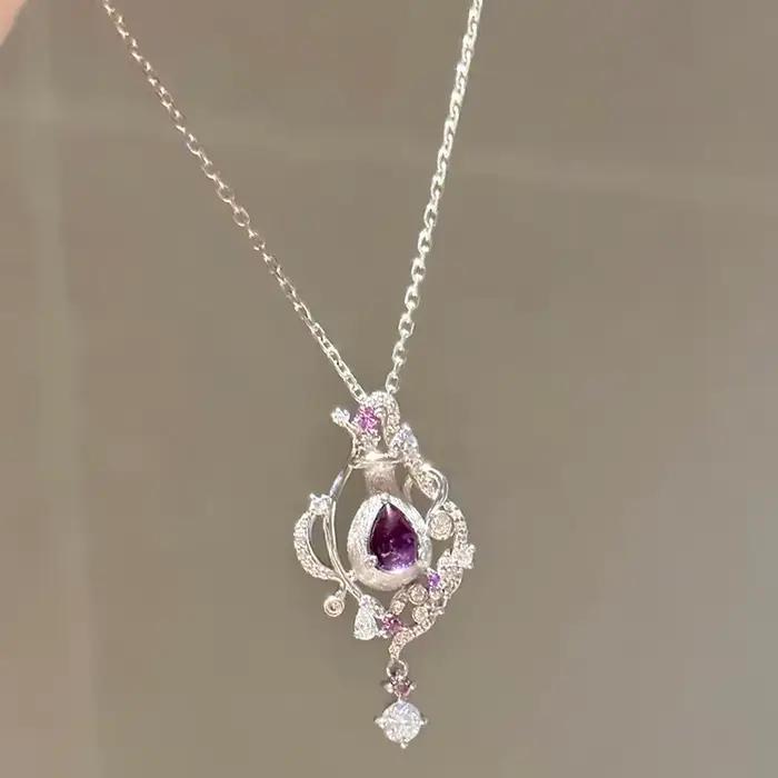 Pendentif en argent 925 incrusté de zirconium pour femmes bijou de mariage élégant et unique pour cérémonies de gala et soirées formelles
