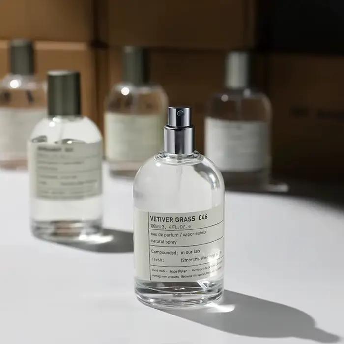 Parfum unisexe 100 ml, bois de santal, fragrance fraîche, eau de toilette, notes fruitées classiques, parfum pour femme et homme, spray corporel à la bergamote