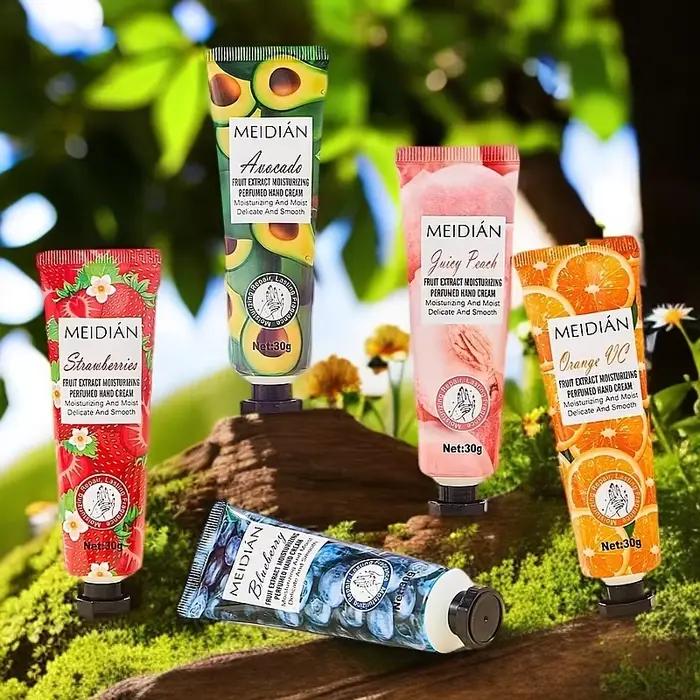 Crème pour les mains parfumée aux fruits cinq pièces pour une rétention de parfum hydratante et durable. Crème masque soin des mains