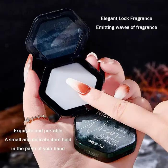 Parfum solide rafraîchissant et durable pour hommes Parfum vanille doux et durable Parfum solide portable Cadeau idéal pour petit ami