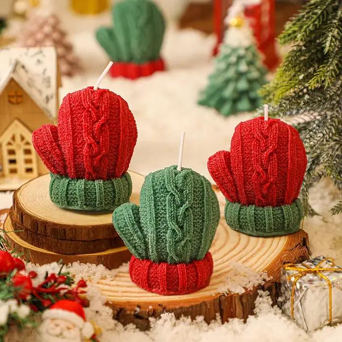 Gants tricotés de noël