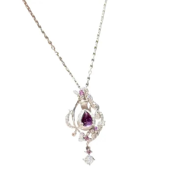 Pendentif en argent 925 incrusté de zirconium pour femmes bijou de mariage élégant et unique pour cérémonies de gala et soirées formelles