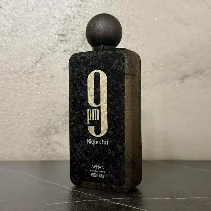 Afnan 9 PM Night Out Eau de Parfum Floral Boisé Longue Durée pour Hommes Occasions Spéciales Rendez-vous Soirées