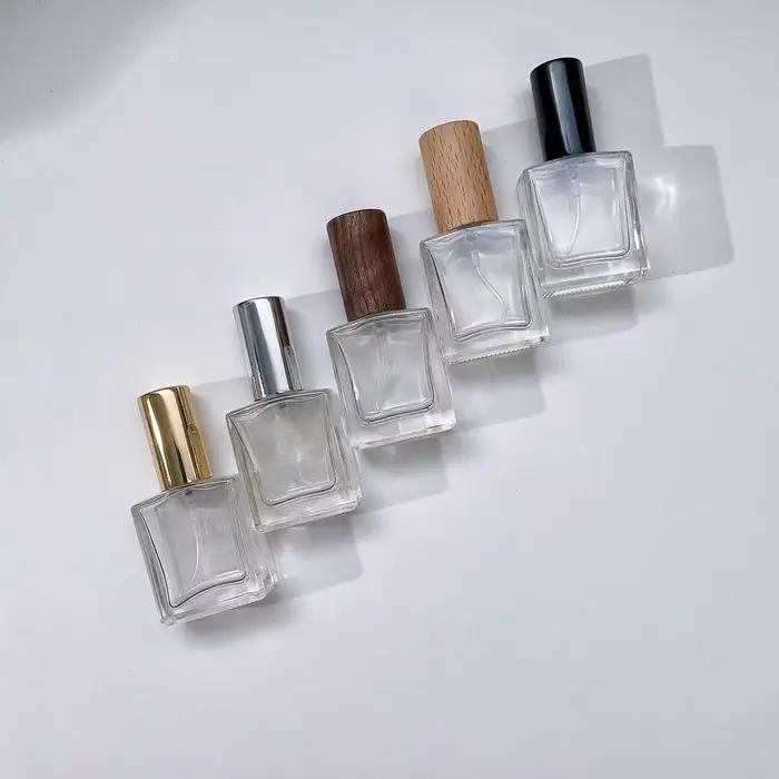 Flacon pulvérisateur de parfum en verre épais Transparent de 10ml, avec bouchon en bois, atomiseur de parfum vide, bouteilles carrées portables rechargeables